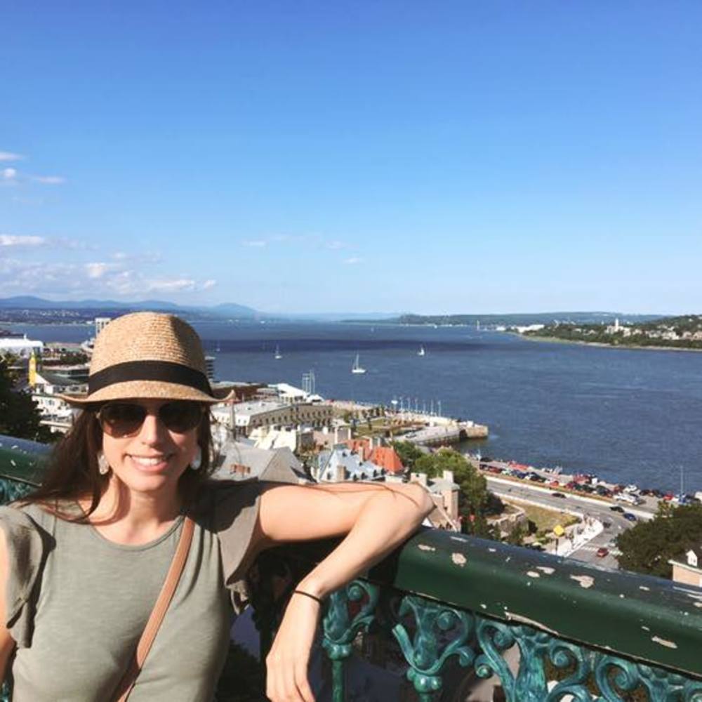 Meet your Posher, Amy